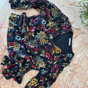Alice + Olivia Floral Black wrap Blouse